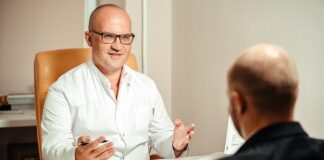 Czym się różni psycholog od psychoterapeuty?